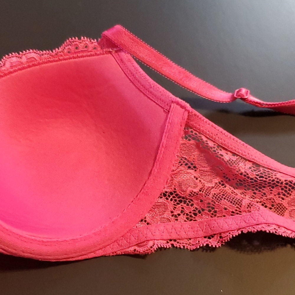 Hot pink Victoria's Secret Bra - Sz 34C - Picture 9 of 11